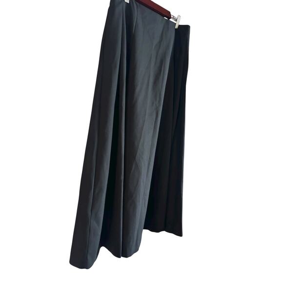 NWT MNG Mango Wool Blend Black Midi Skirt Flare Size 4 Back Zipper - Picture 2 of 6